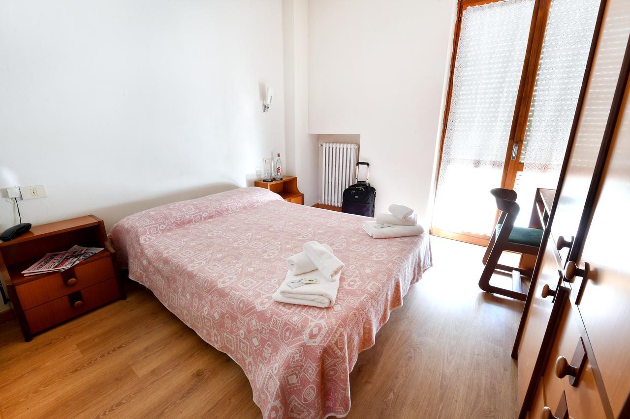 Hotel Motel Europa Domodossola Kültér fotó