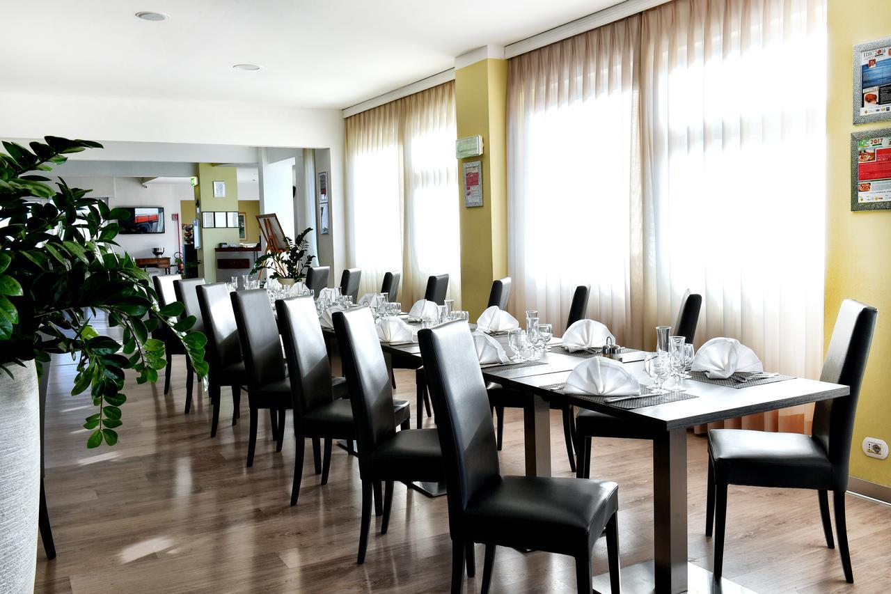 Hotel Motel Europa Domodossola Kültér fotó